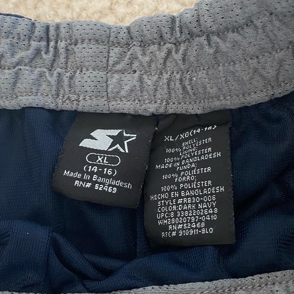 Boys Navy Gym Shorts - Picture 2 of 3